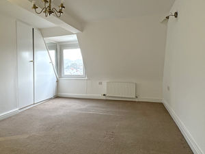 Penthouse Flat- click for photo gallery